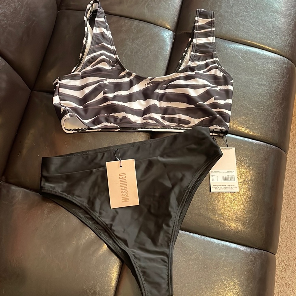 Scoop neck bikini top in zebra ( top only )